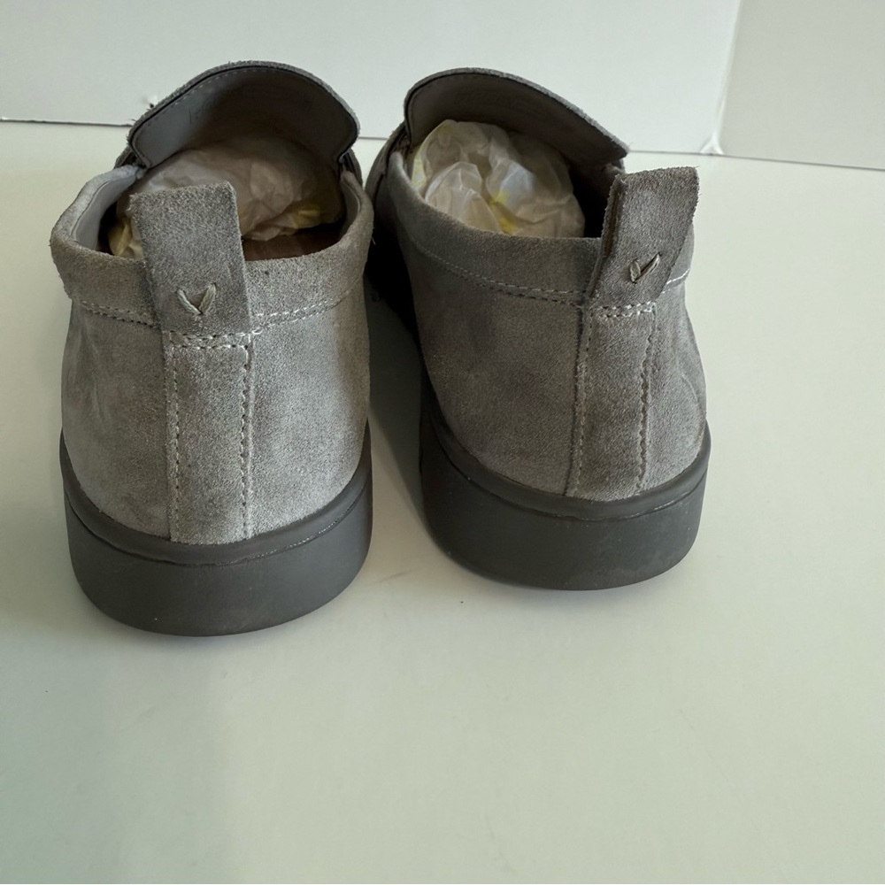Vionic Uptown Suede Loafers Flats Women Size 9 Light Gray Comfy Work Office - Picture 8 of 13